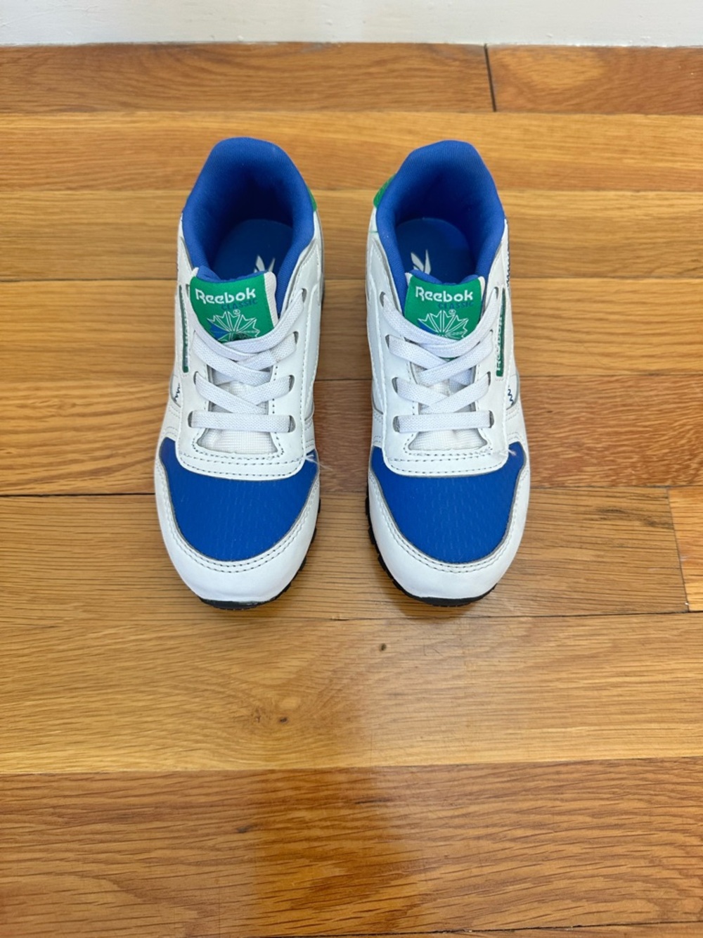 Reebok Kids' White and Blue Light up Athletic Shoes